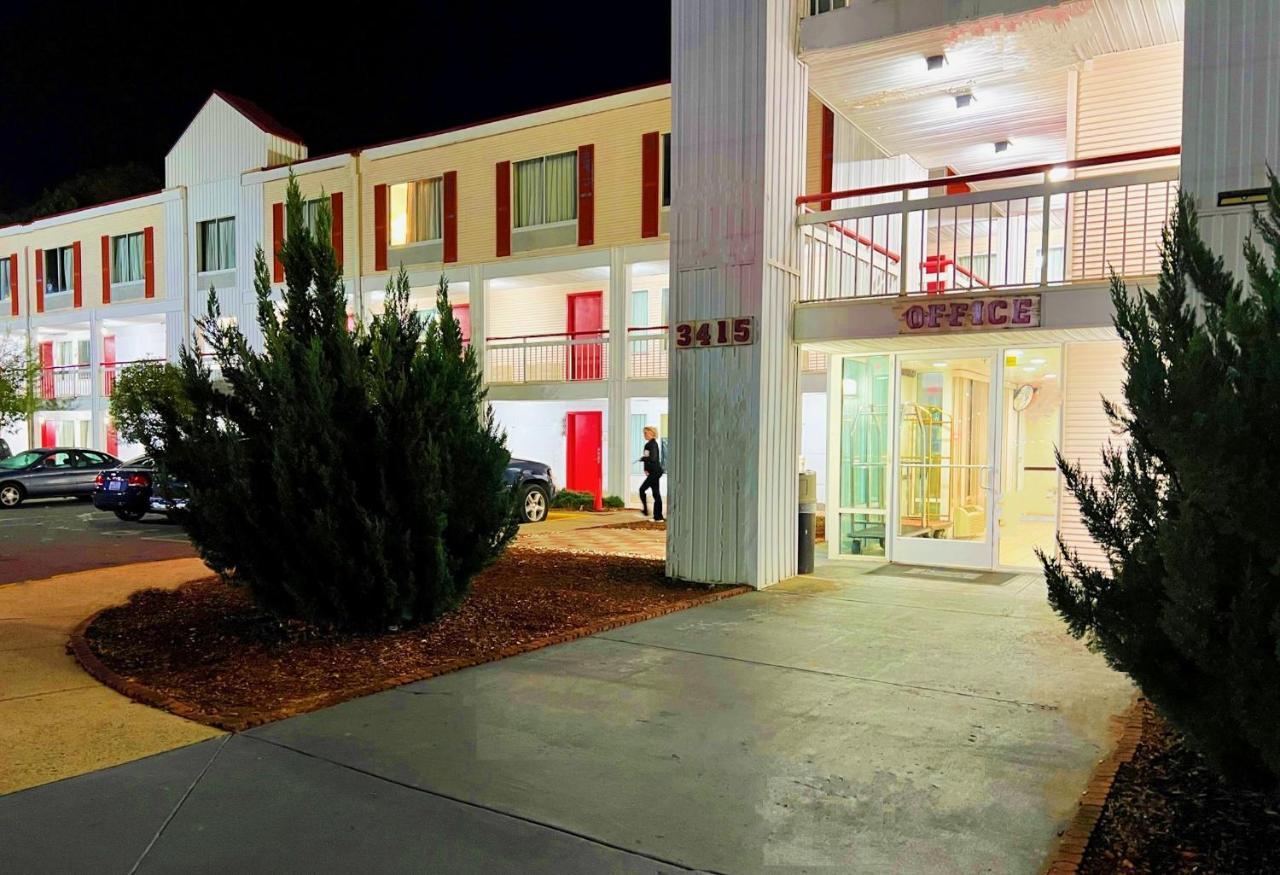 Bposhtels Charlotte Hostel Luaran gambar